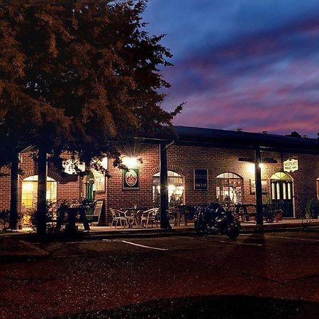 Murrumbateman Country Inn Exterior photo